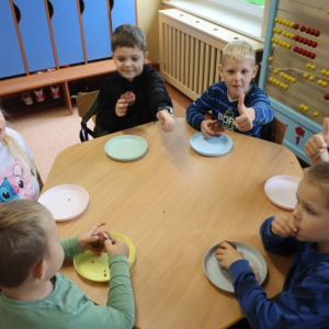 pokaż obrazek - Kulinarny Dzień Chłopaka w oddziale przedszkolnym