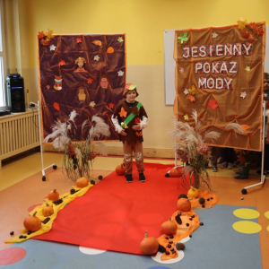 pokaż obrazek - Jesienny pokaz mody