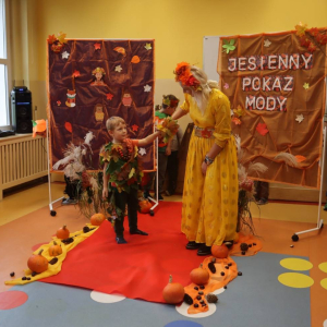 pokaż obrazek - Jesienny pokaz mody