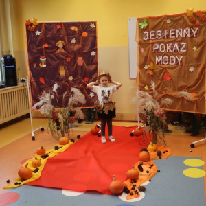 pokaż obrazek - Jesienny pokaz mody