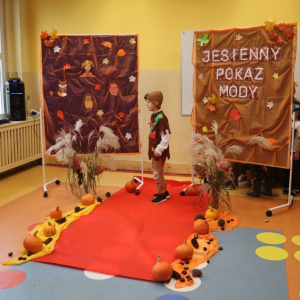 pokaż obrazek - Jesienny pokaz mody