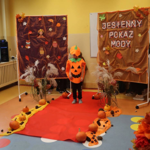 pokaż obrazek - Jesienny pokaz mody
