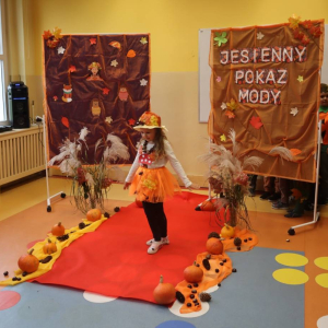 pokaż obrazek - Jesienny pokaz mody