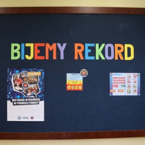pokaż obrazek - Bicie rekordu w pierwszej pomocy