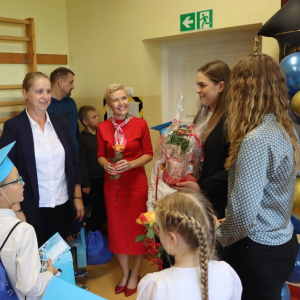 pokaż obrazek - Ślubowanie i pasowanie na ucznia klasy pierwszej 
