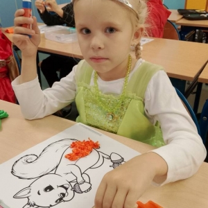 pokaż obrazek -  Wiewiórki – prace plastyczne naszych pierwszoklasistów 