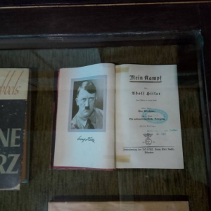 pokaż obrazek - Wizyta w Muzeum Stutthof w Sztutowie
