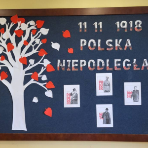 pokaż obrazek -  Szkolne obchody Narodowego Święta Niepodległości 