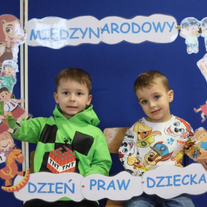 pokaż obrazek - Międzynarodowy Dzień Praw Dziecka