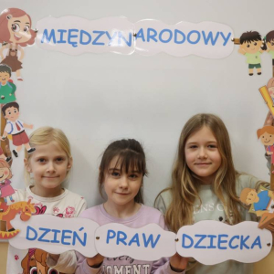 pokaż obrazek - Międzynarodowy Dzień Praw Dziecka