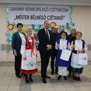pokaż obrazek - „Méster Bëlnégò Czëtaniô”