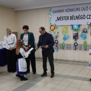 pokaż obrazek - „Méster Bëlnégò Czëtaniô”