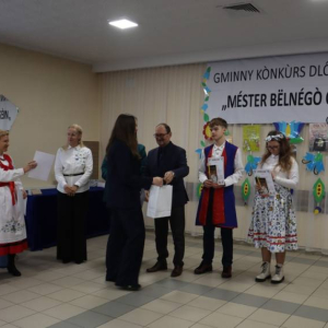 pokaż obrazek - „Méster Bëlnégò Czëtaniô”