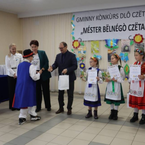 pokaż obrazek - „Méster Bëlnégò Czëtaniô”