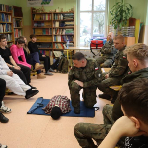 pokaż obrazek - „Edukacja z wojskiem” 