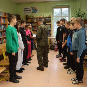 pokaż obrazek - „Edukacja z wojskiem” 