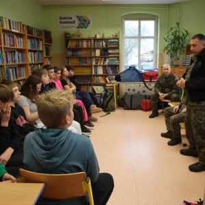 pokaż obrazek - „Edukacja z wojskiem” 