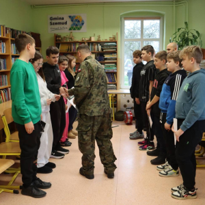 pokaż obrazek - „Edukacja z wojskiem” 