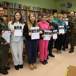 pokaż obrazek - „Edukacja z wojskiem” 