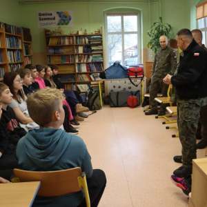 pokaż obrazek - „Edukacja z wojskiem” 