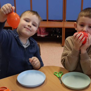 pokaż obrazek -  Eksperymenty w oddziale przedszkolnym