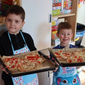 pokaż obrazek - Dzień Pizzy w oddziale przedszkolnym