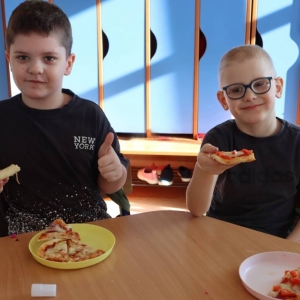 pokaż obrazek - Dzień Pizzy w oddziale przedszkolnym