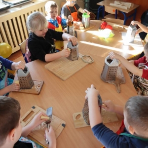 pokaż obrazek - Dzień Pizzy w oddziale przedszkolnym