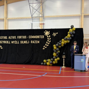 pokaż obrazek - Uroczyste otwarcie hali sportowej