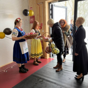 pokaż obrazek - Uroczyste otwarcie hali sportowej
