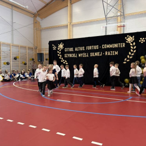 pokaż obrazek - Uroczyste otwarcie hali sportowej
