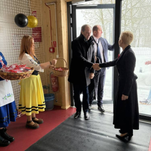 pokaż obrazek - Uroczyste otwarcie hali sportowej