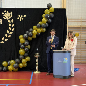 pokaż obrazek - Uroczyste otwarcie hali sportowej