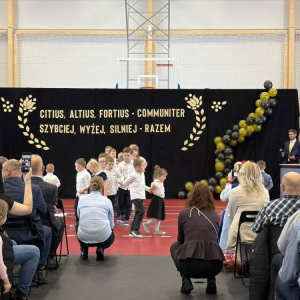 pokaż obrazek - Uroczyste otwarcie hali sportowej