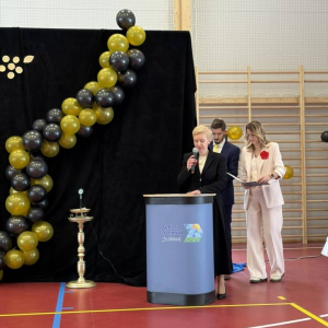 pokaż obrazek - Uroczyste otwarcie hali sportowej