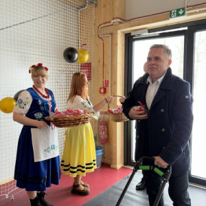 pokaż obrazek - Uroczyste otwarcie hali sportowej