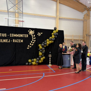 pokaż obrazek - Uroczyste otwarcie hali sportowej