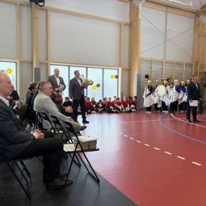pokaż obrazek - Uroczyste otwarcie hali sportowej