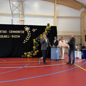 pokaż obrazek - Uroczyste otwarcie hali sportowej