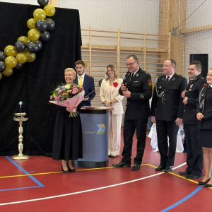 pokaż obrazek - Uroczyste otwarcie hali sportowej