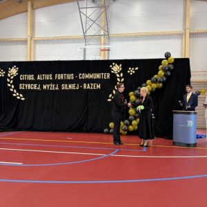 pokaż obrazek - Uroczyste otwarcie hali sportowej