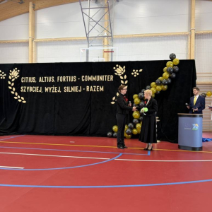 pokaż obrazek - Uroczyste otwarcie hali sportowej