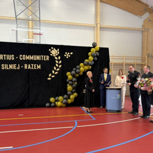 pokaż obrazek - Uroczyste otwarcie hali sportowej