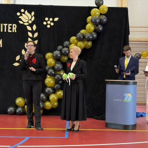 pokaż obrazek - Uroczyste otwarcie hali sportowej