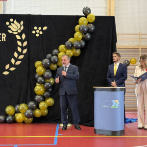 pokaż obrazek - Uroczyste otwarcie hali sportowej
