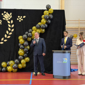 pokaż obrazek - Uroczyste otwarcie hali sportowej