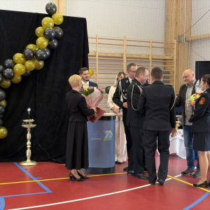 pokaż obrazek - Uroczyste otwarcie hali sportowej