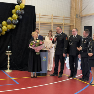 pokaż obrazek - Uroczyste otwarcie hali sportowej