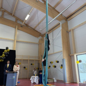 pokaż obrazek - Uroczyste otwarcie hali sportowej