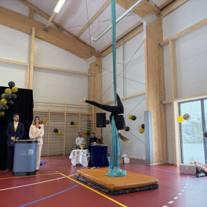 pokaż obrazek - Uroczyste otwarcie hali sportowej